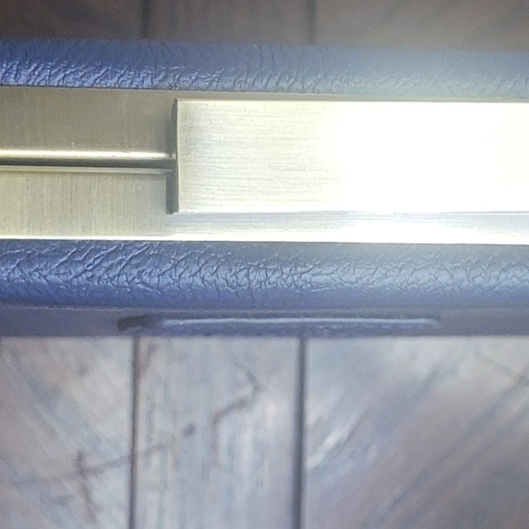 Loungefly Disney Snow White Storybook crossbody - Picture 6 of 6